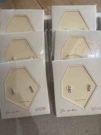 Sparkle Linked Studs -gold