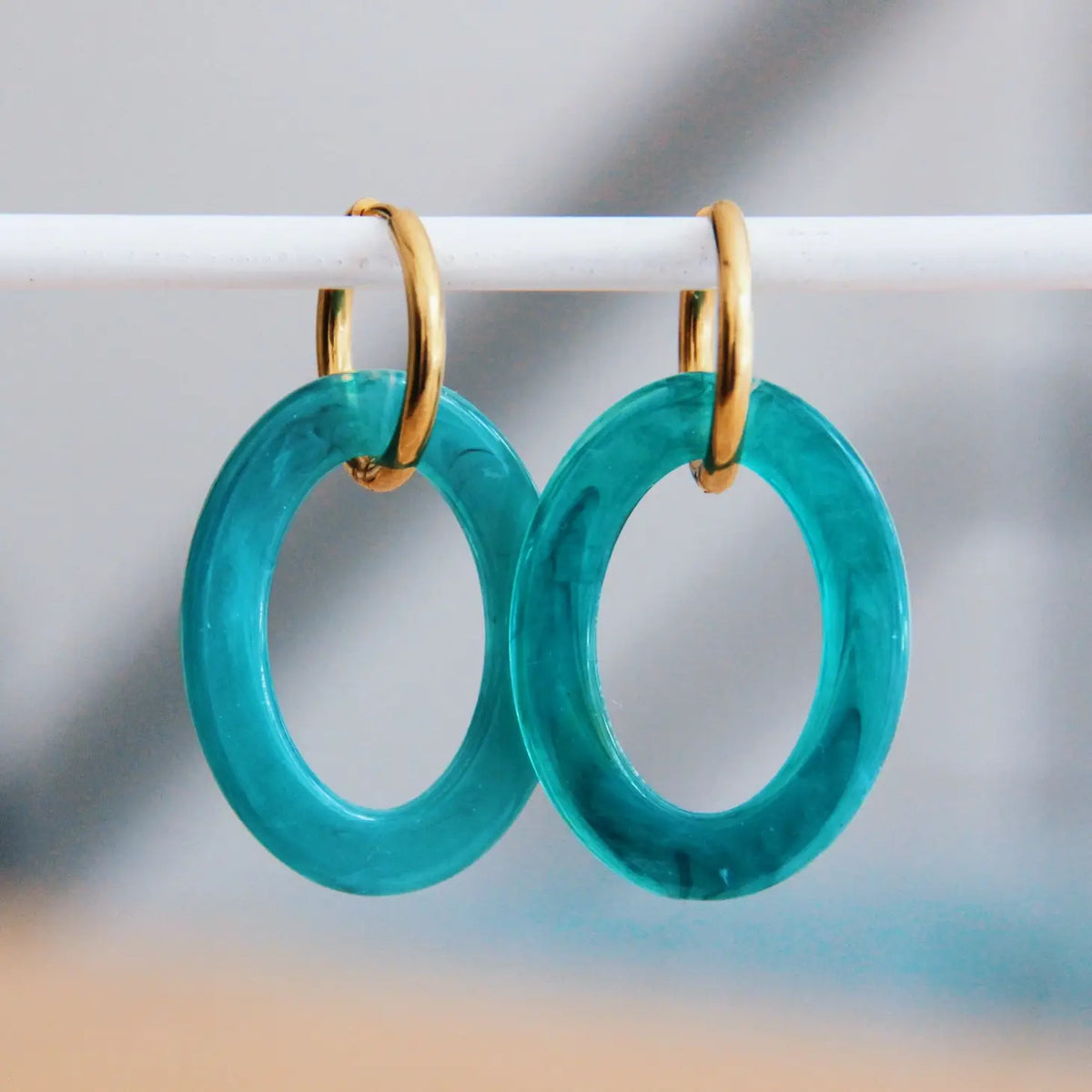 Stevie Oval Resin Drops - Teal/Gold