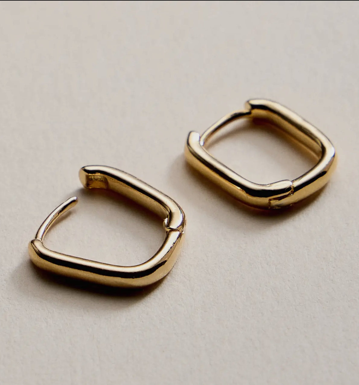 Square Hoop Huggie LG