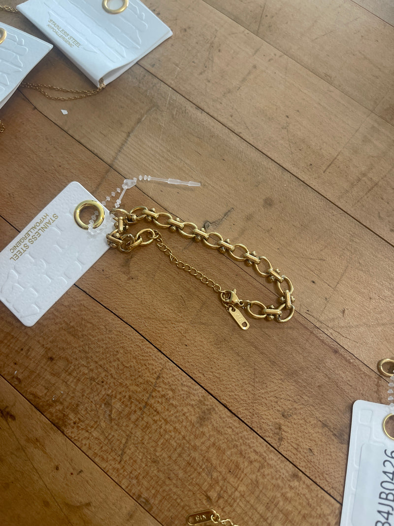 Sarai Stainless Chain Link Bracelet