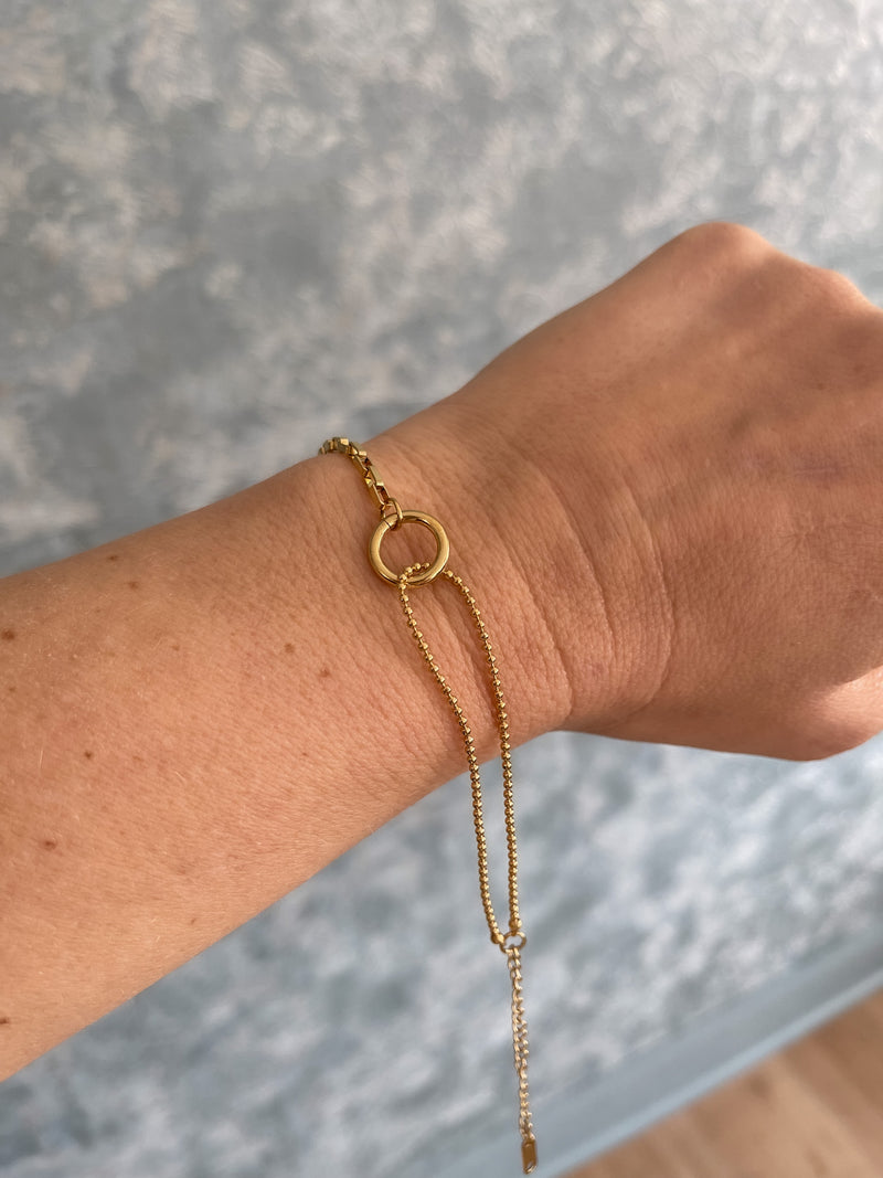 Circle Link Bracelet