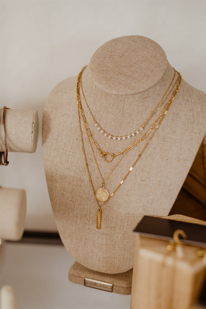 Brighter Days Pendant Necklace - silver